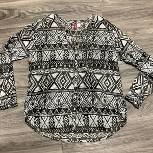 Aztek pattern cotton blouse lightweight